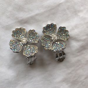 Vintage Aurora Borealis Rhinestone Flower Clip On Earrings